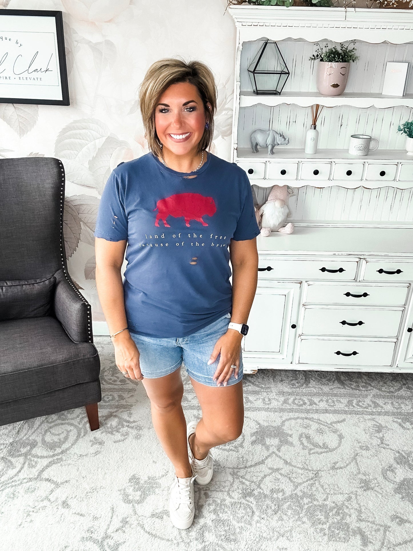 Brave Buffalo Distressed Graphic Tee