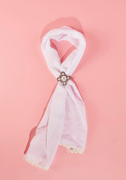 A Bold Action Choker Scarf