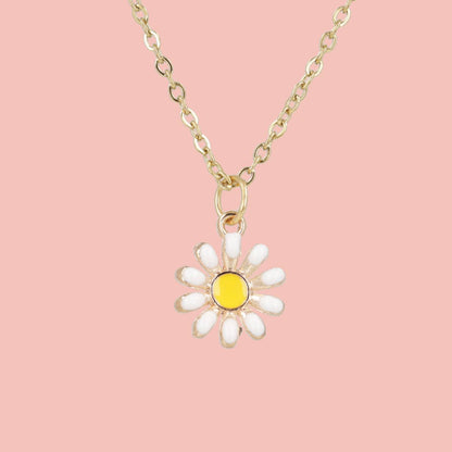 Enamel Daisy Pendant Necklace (Gold Plated)