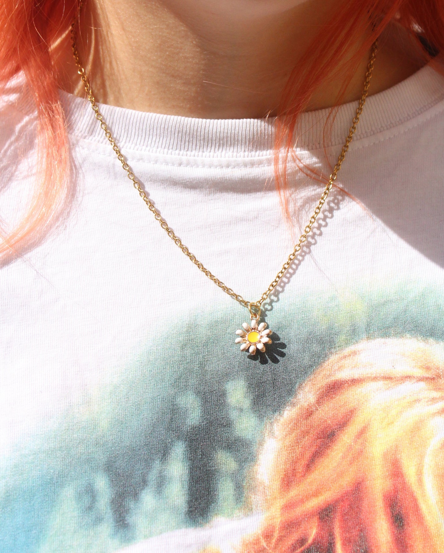 Enamel Daisy Pendant Necklace (Gold Plated)