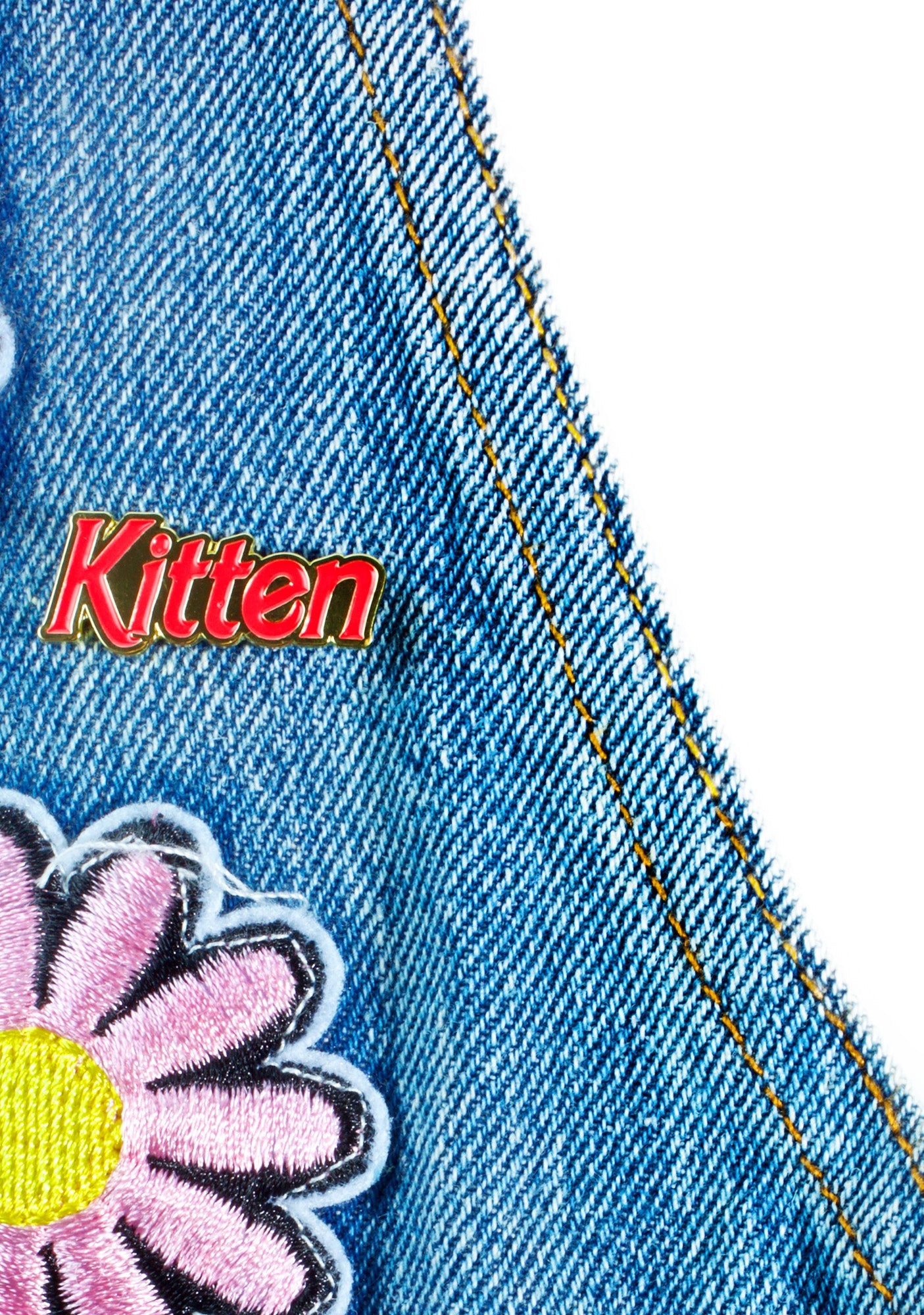 90s Kitten Pin