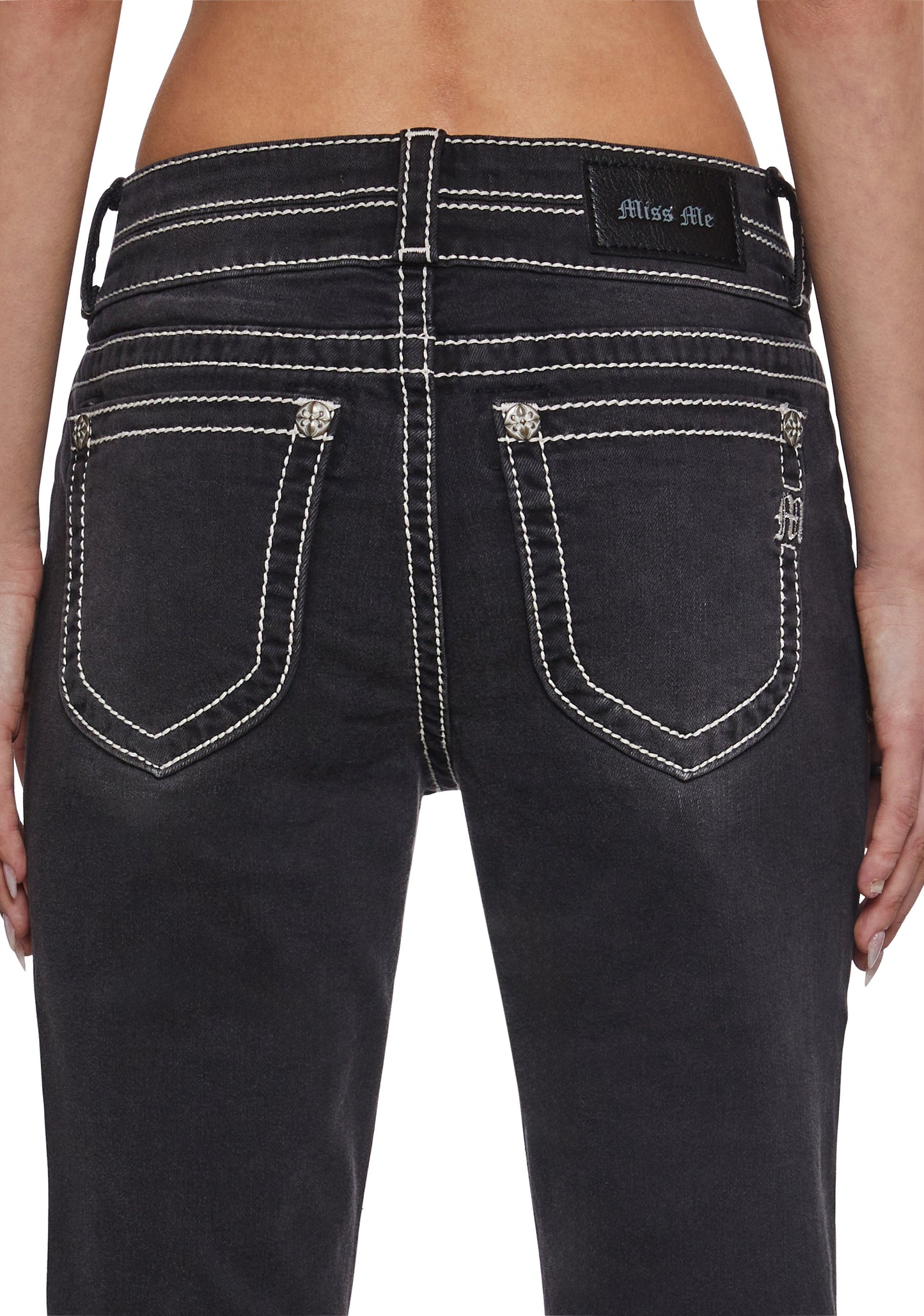 32" Mid Rise Boot Jeans